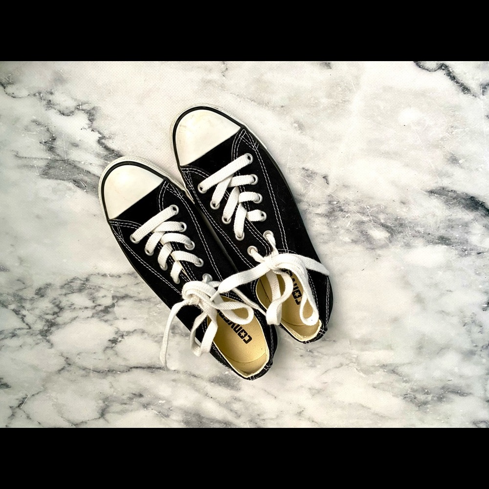 Converse Chuck Taylor All Star Lo Womens Sneaker